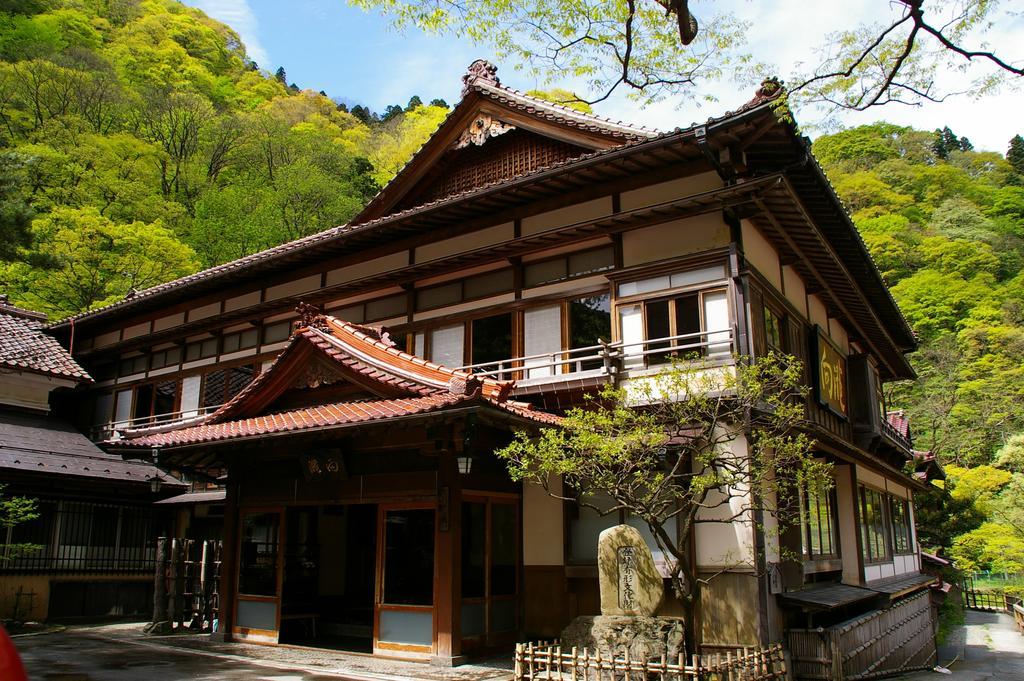 Mukaitaki Hotel Aizuwakamatsu Exterior foto